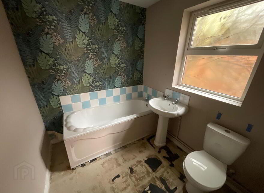 27 Nevis Avenue, Belfast, BT4 3AD