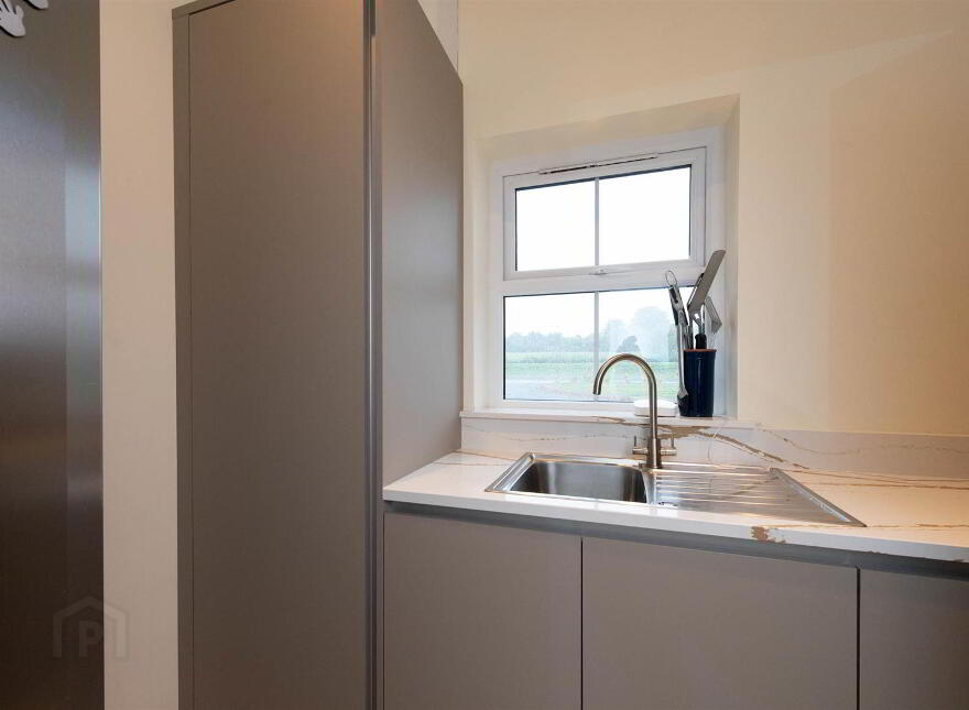 3 Willow Lane, Magheraknock Road, Ballynahinch, BT24 8FR