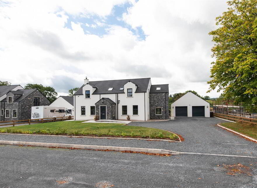 3 Willow Lane, Magheraknock Road, Ballynahinch, BT24 8FR