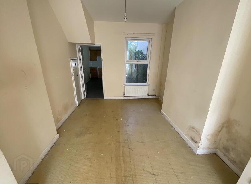 29 Surrey Street, Off Lisburn Road, Belfast, BT9 7FR