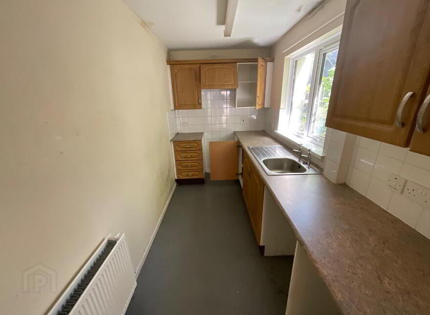 29 Surrey Street, Off Lisburn Road, Belfast, BT9 7FR