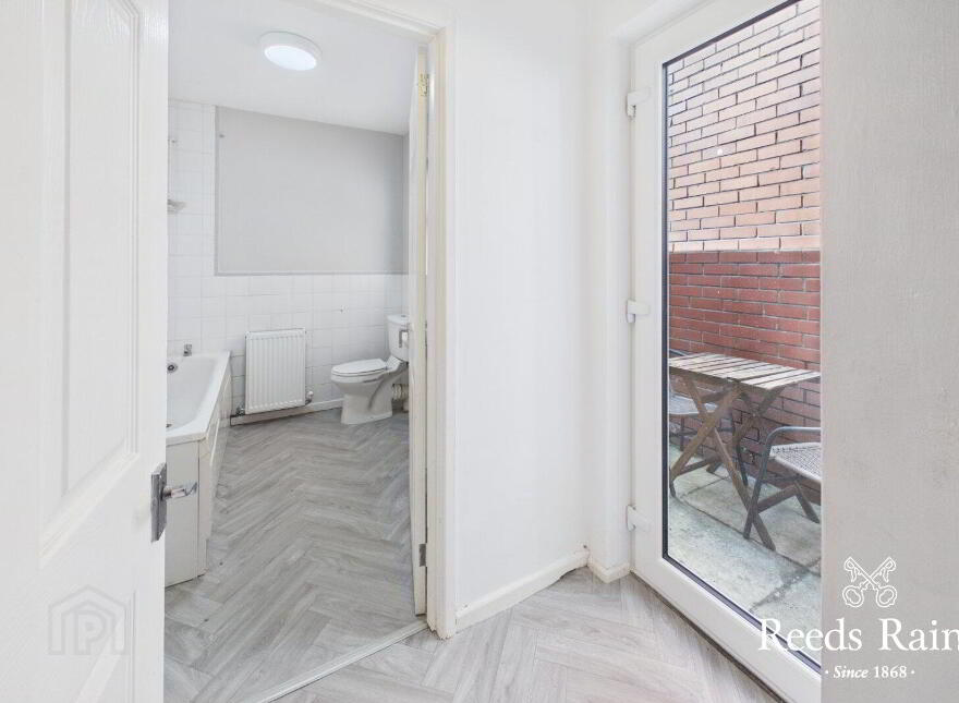 19 Chobham Street, Bloomfield, Belfast, BT5 5BL