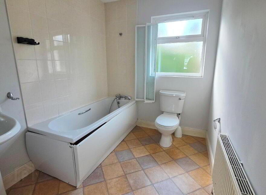 24 Cluain Aoibhinn, Cavan, H12PF21