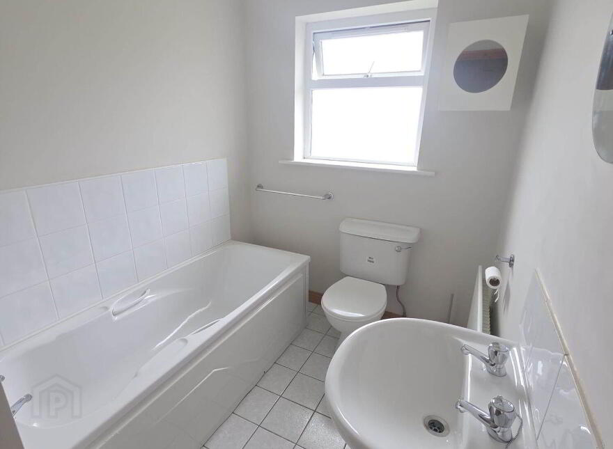 No 3 Garrai Gamhain, Mountain Road, Moycullen, H91P7K6