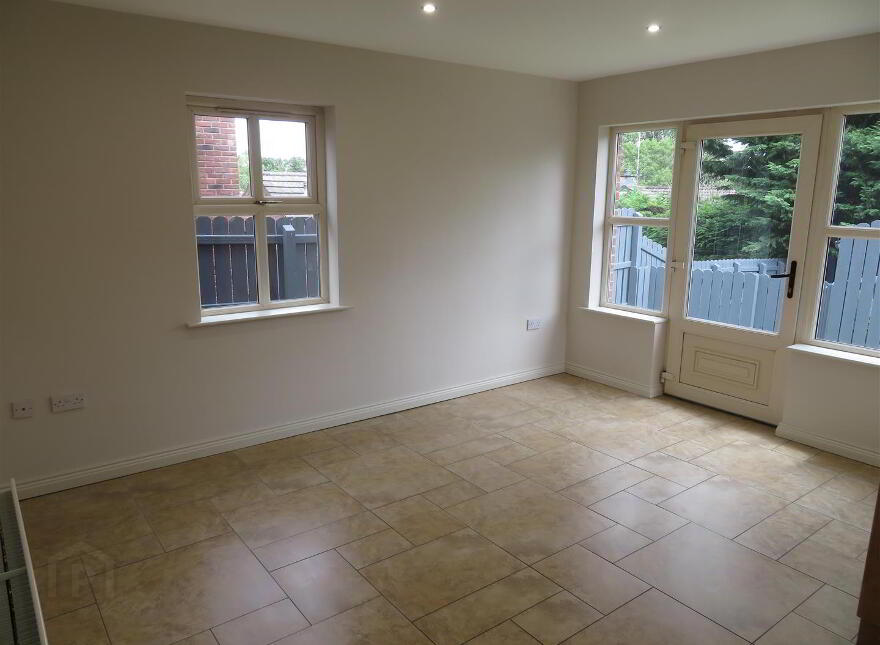2 Lagan Lodge, Donaghcloney, Craigavon, BT66