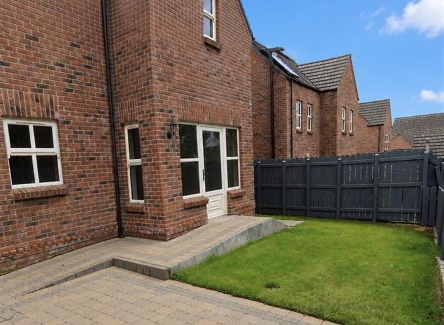 2 Lagan Lodge, Donaghcloney, Craigavon, BT66