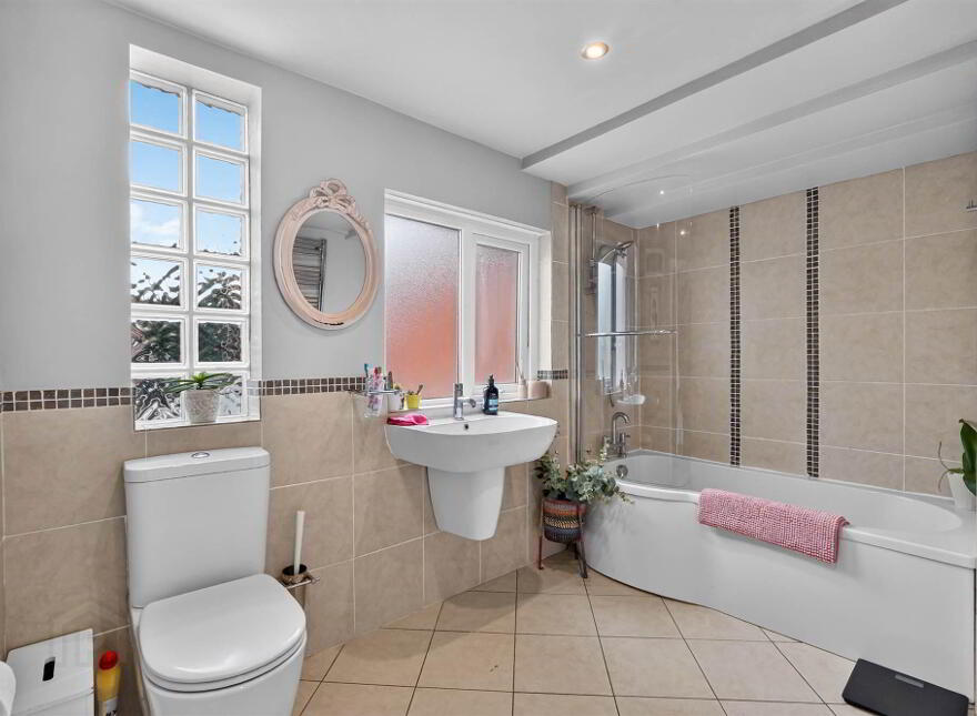 2 Wynfield Court, Ballyhackamore, Belfast, BT5 5NS