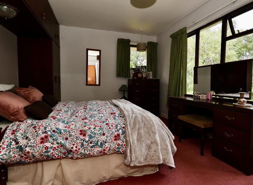 17 The Beeches, Coosan Road, Athlone, N37N8E2