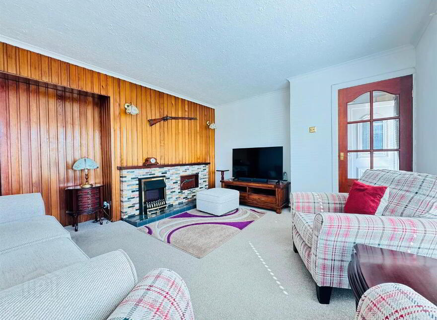 9 Waverley Avenue, Carnmoney Road, Newtownabbey, BT36 6RS