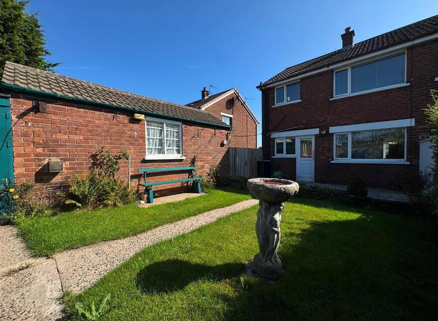 9 Waverley Avenue, Carnmoney Road, Newtownabbey, BT36 6RS