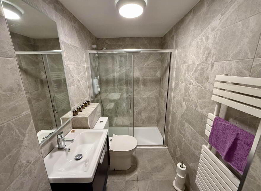 The Lodge, The Old Bond Store, Dillon Terrace, Ballina, F26N971