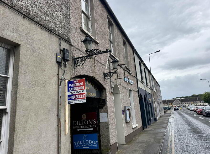 The Lodge, The Old Bond Store, Dillon Terrace, Ballina, F26N971