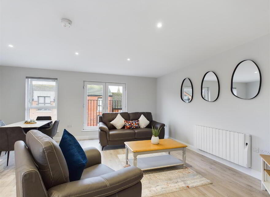2 Bed, 124 Avoniel Road, Belfast, BT5 4SG