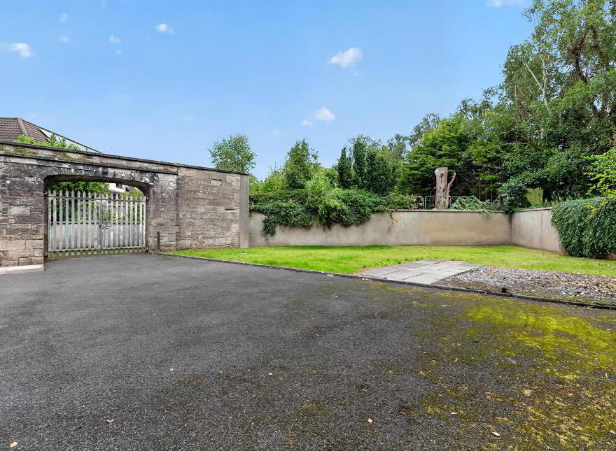 20 Brooklands Road, Newtownards, BT23 4TL
