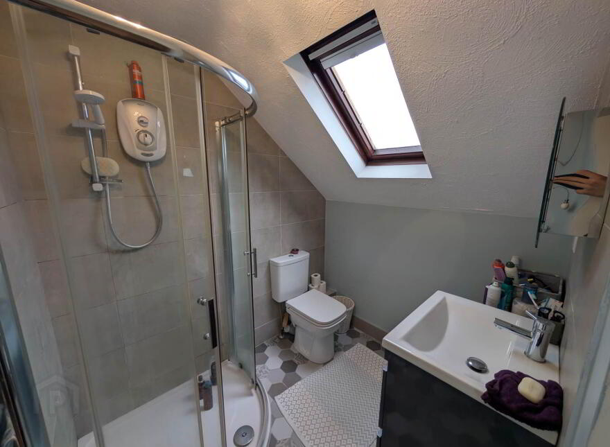12 Ash Grove, Larne, BT40 2AE