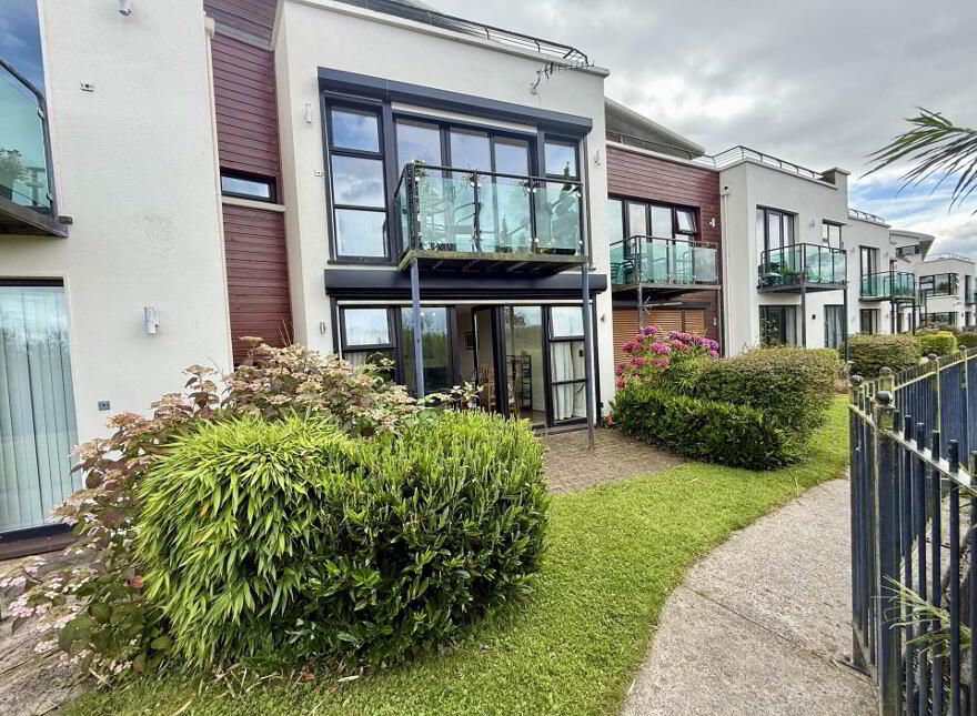 B2 Apartment Block, B Cormullen, Foxford, F26K702