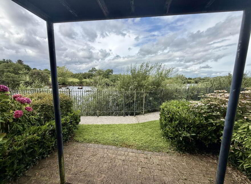B2 Apartment Block, B Cormullen, Foxford, F26K702
