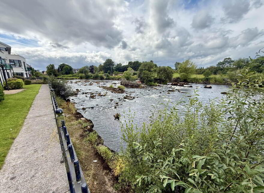 B2 Apartment Block, B Cormullen, Foxford, F26K702