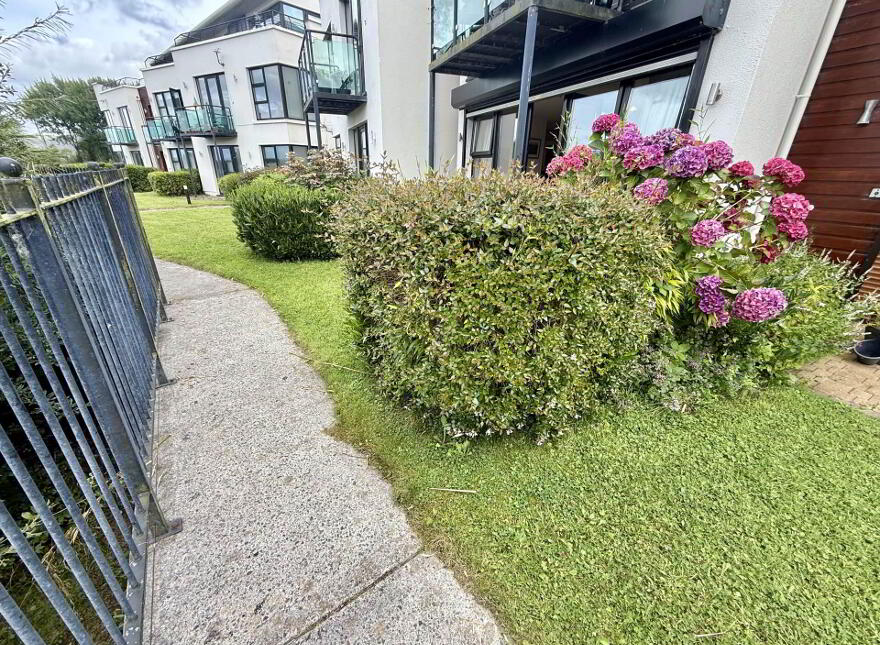 B2 Apartment Block, B Cormullen, Foxford, F26K702
