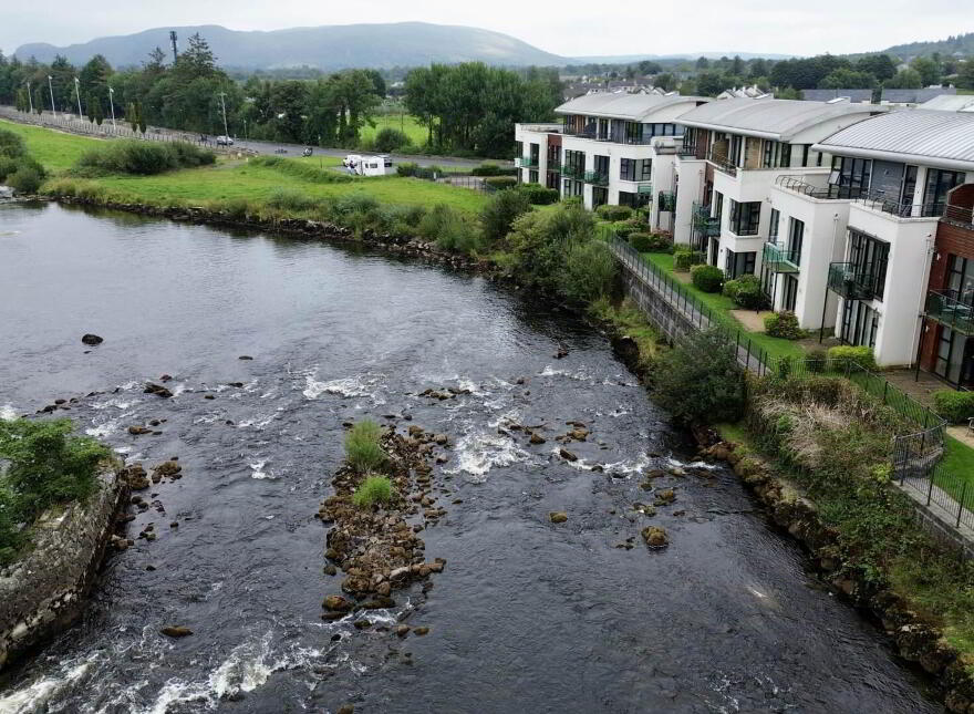 B2 Apartment Block, B Cormullen, Foxford, F26K702