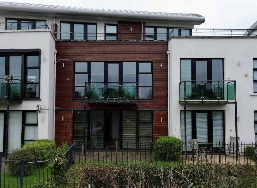 B2 Apartment Block, B Cormullen, Foxford, F26K702