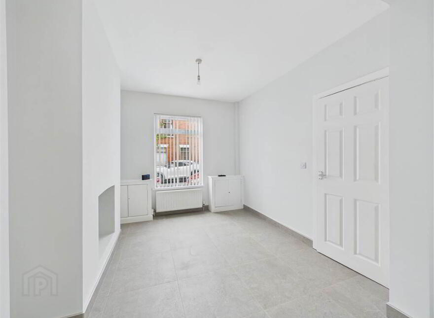 65 Earlscourt Street, Falls Road, Belfast, BT12 7AS