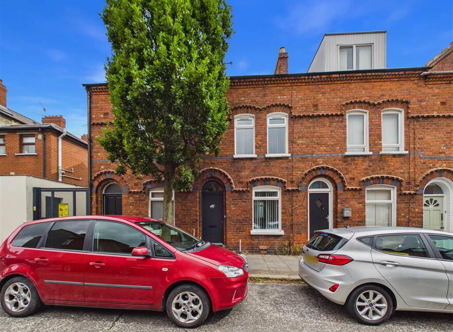 65 Earlscourt Street, Falls Road, Belfast, BT12 7AS