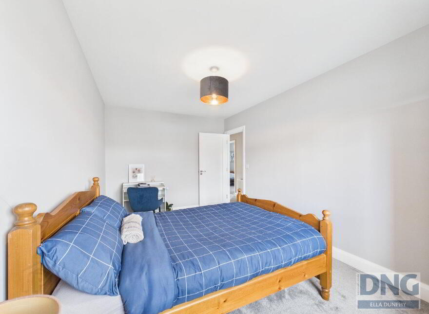 18 Crescent Avenue, Friary Walk, Callan, R95WK4N