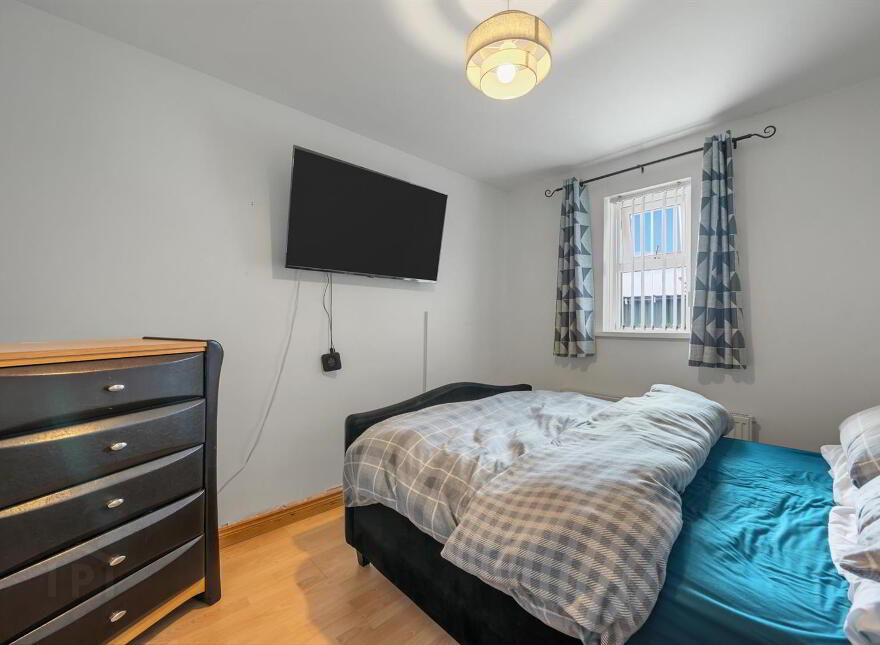 2A Hollybush Gardens, Ballyclare, BT39 9AN