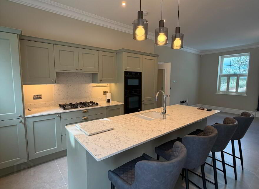 2, 31 Cromlyn Wood, Lisburn Road, Royal Hillsborough, BT26 6TX