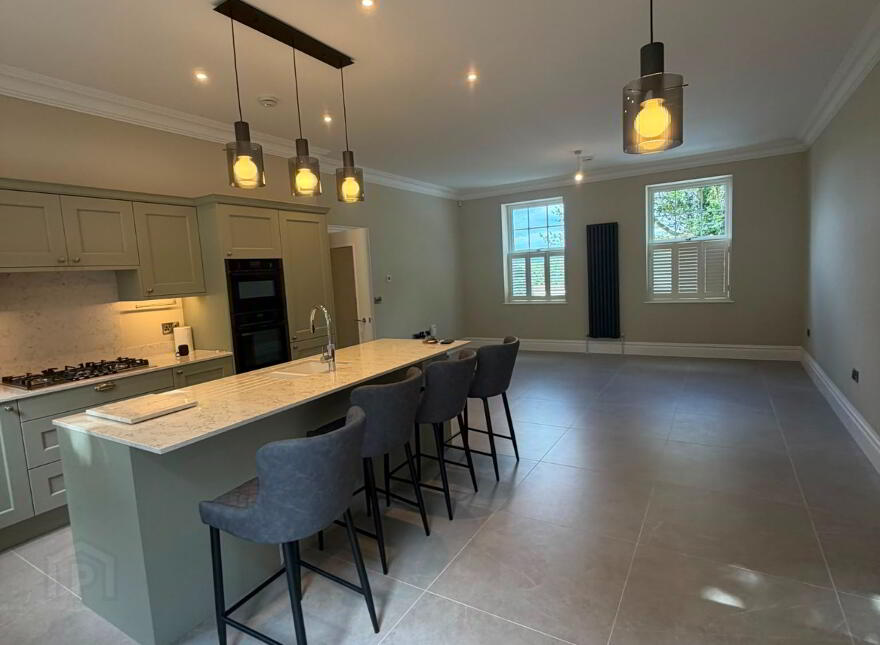 2, 31 Cromlyn Wood, Lisburn Road, Royal Hillsborough, BT26 6TX