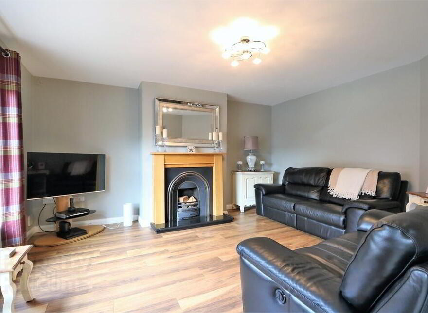 12a Riverdale Park, Portglenone, Ballymena, BT44 8HX