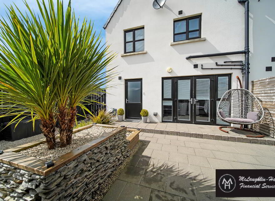 8 Riverview Manor, Castlederg, BT81 7EN