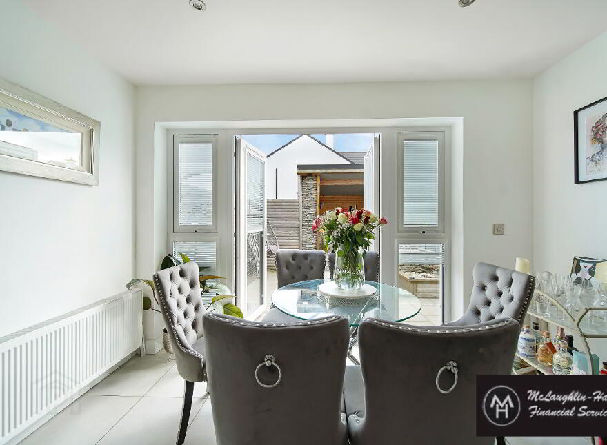 8 Riverview Manor, Castlederg, BT81 7EN
