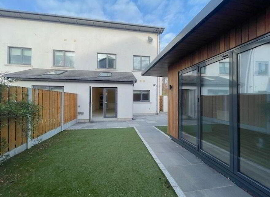 Woodbank, Shankill, Shankill, D18XE86