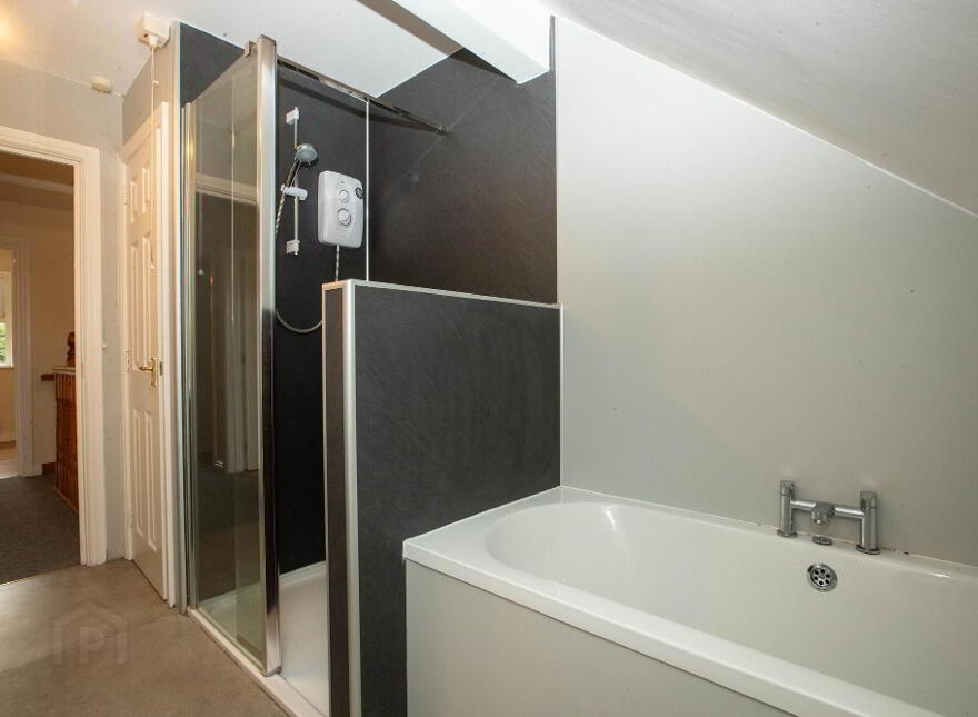 1 Dromara Road, Dundrum, BT33 0NX