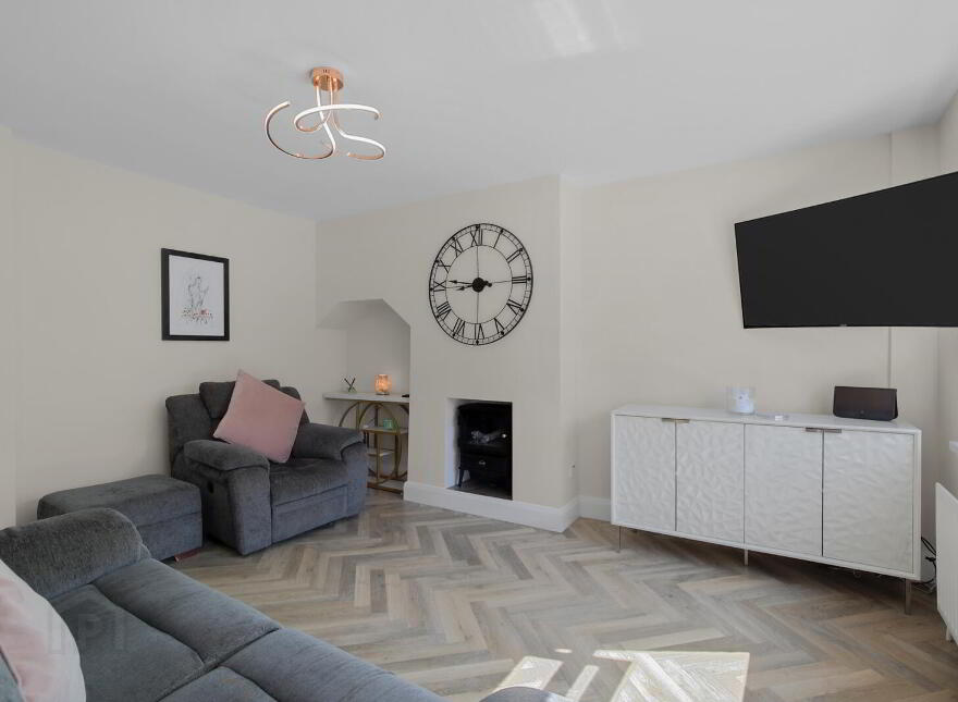 7 Cherryvalley Crescent, Comber, Newtownards, BT23 5BP
