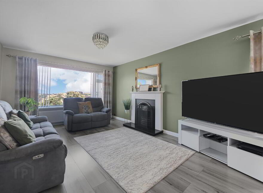 26 Carlisle Park, Ballynahinch, BT24 8HJ