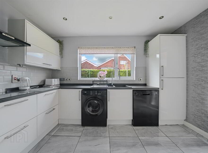 26 Carlisle Park, Ballynahinch, BT24 8HJ