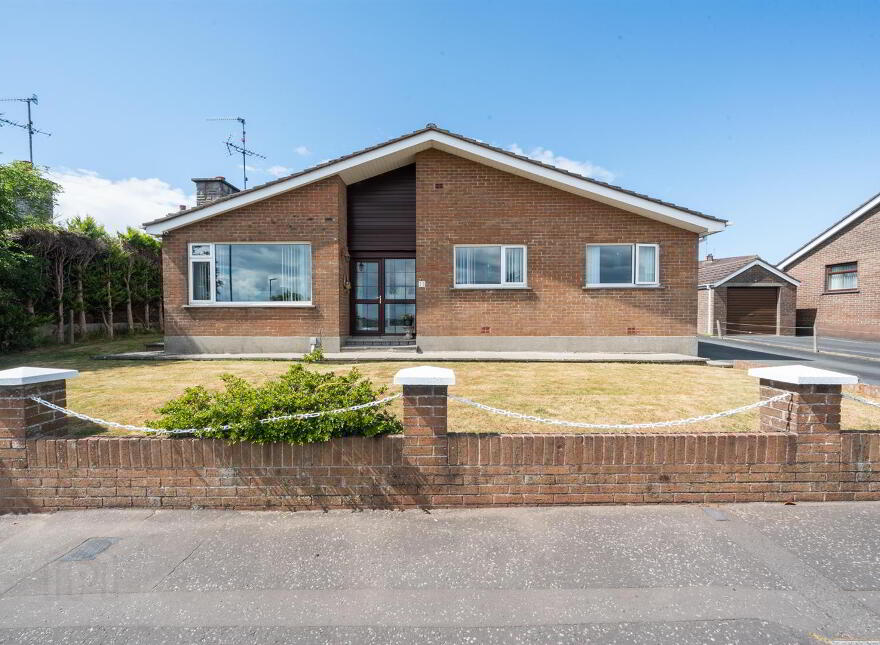 26 Carlisle Park, Ballynahinch, BT24 8HJ