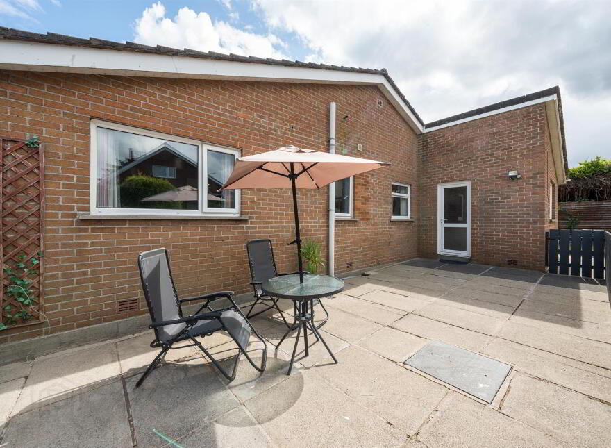 26 Carlisle Park, Ballynahinch, BT24 8HJ