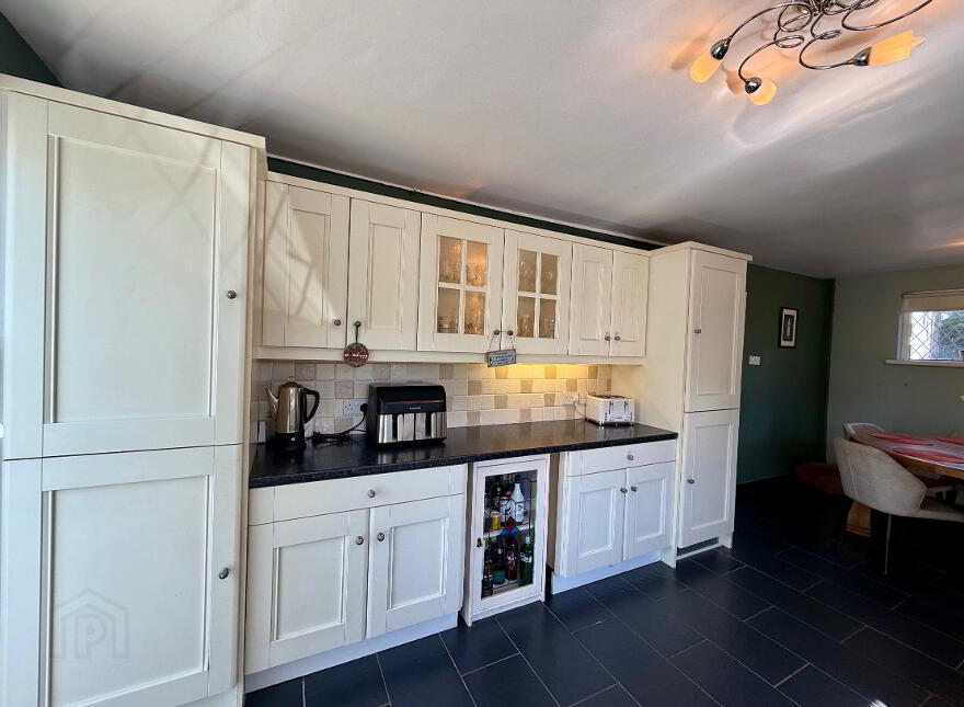 8 Alexandra Terrace, Ballytromery Road, Crumlin, BT29 4EZ