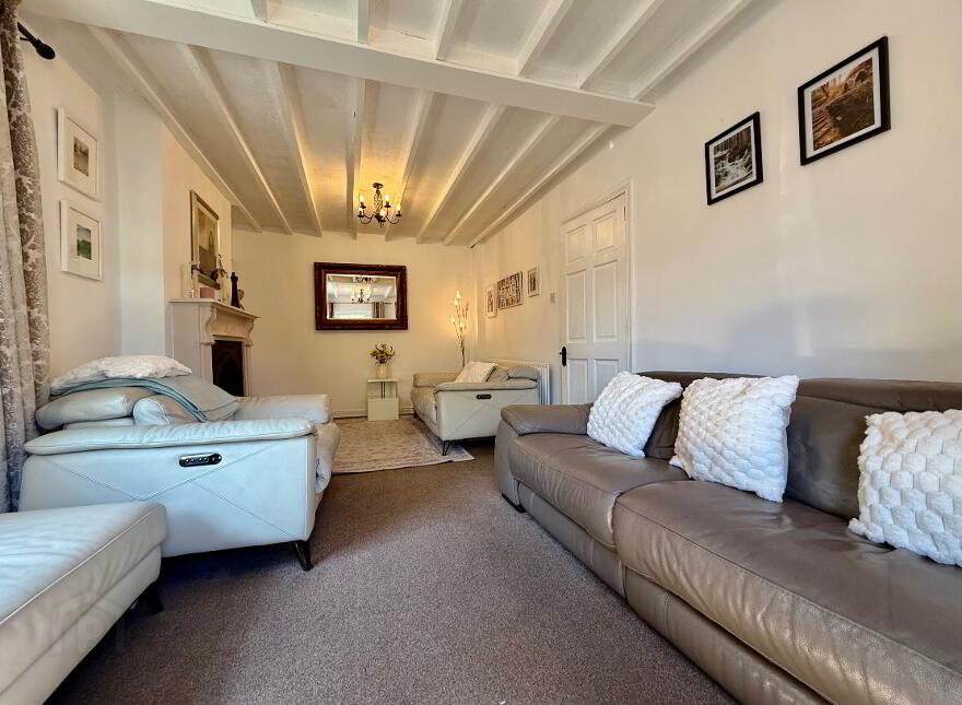 8 Alexandra Terrace, Ballytromery Road, Crumlin, BT29 4EZ