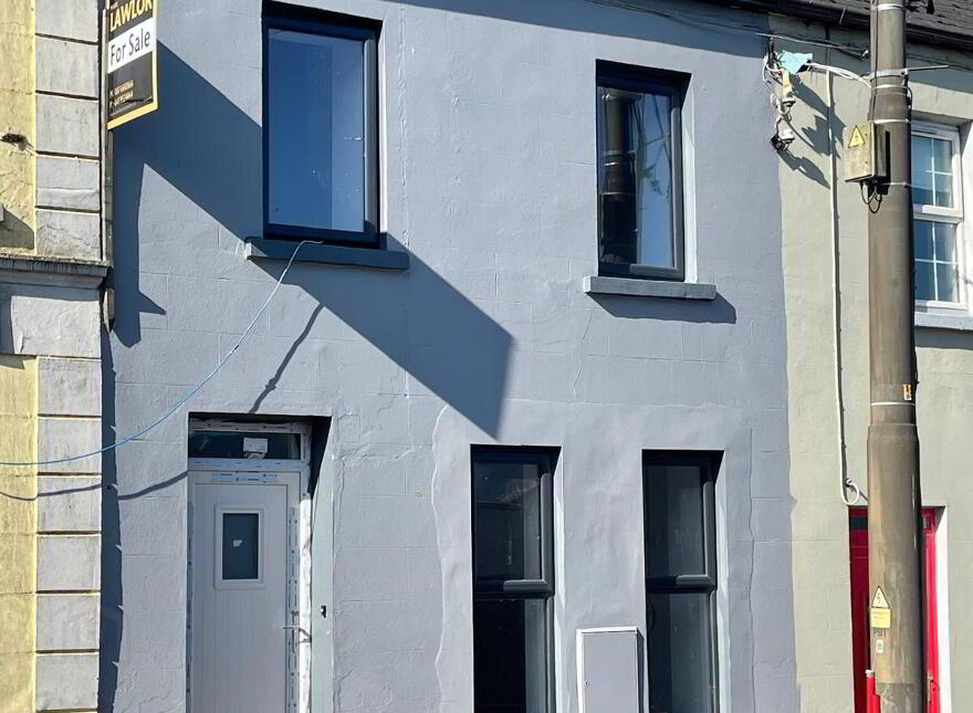 12 Upper Bridge Street, Belturbet, H14RH42 photo