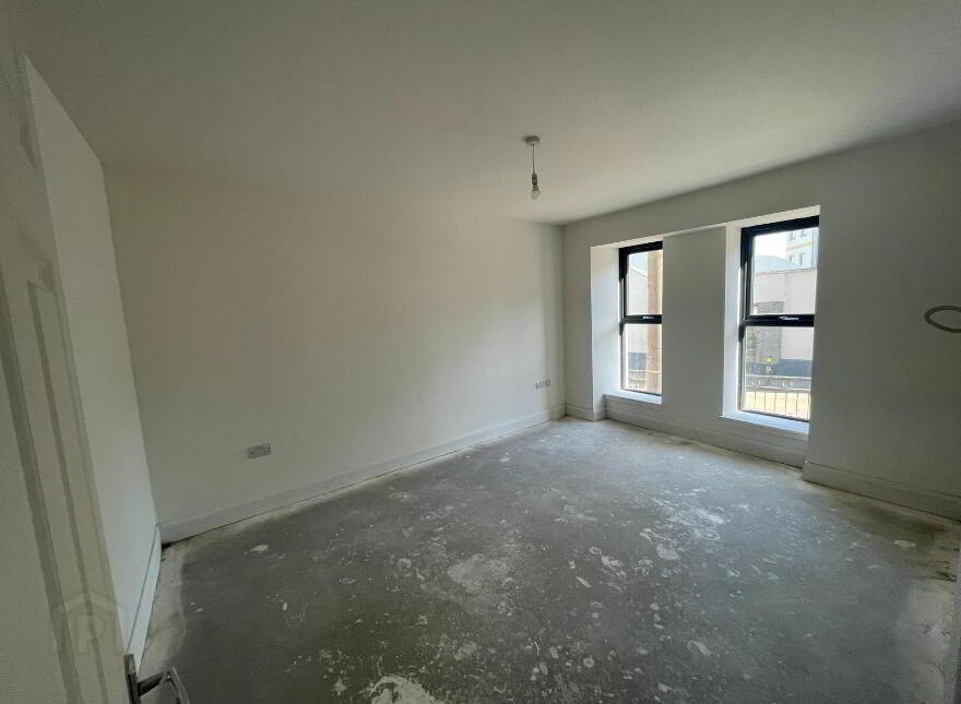12 Upper Bridge Street, Belturbet, H14RH42