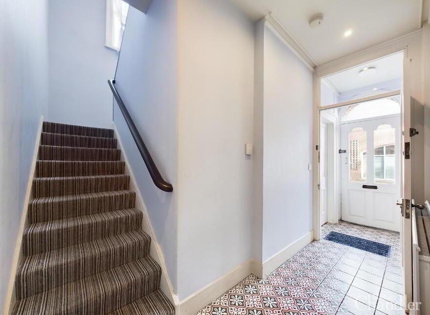 Apt 3 Moyallon Gardens, 25 Annadale Avenue, Belfast, BT7 3JJ