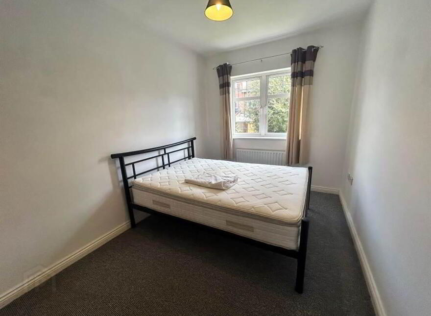 18 The Boulevard, Wellington Square, Belfast, BT7 3LN