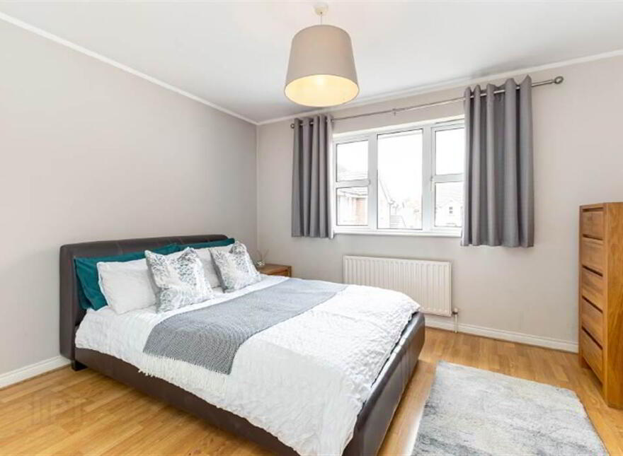 18 The Boulevard, Wellington Square, Belfast, BT7 3LN