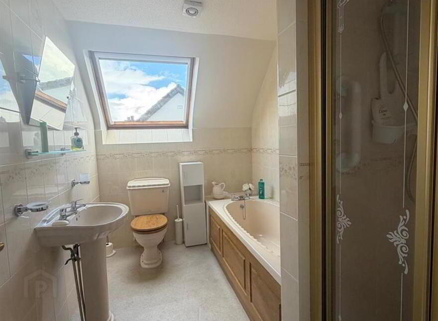 1 Rushcroft Gardens, Waterside, L'Derry, BT47 5WE