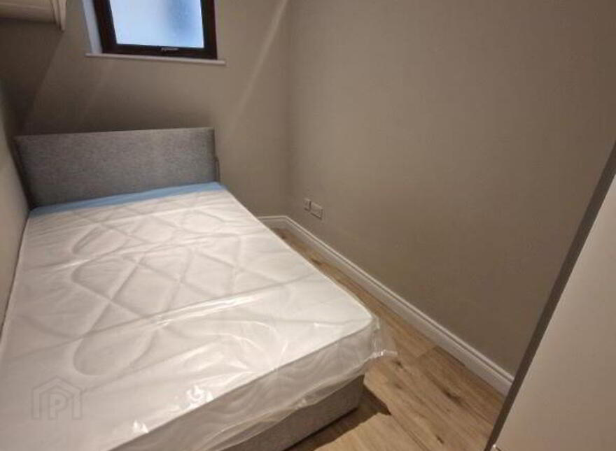 (Lot 3) Flat 1, 2 Lower Windsor Avenue, Belfast, BT9 7DW